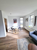 Helle neu renovierte möblierte Wohnung mit großer Terrasse Berlin Adlershof