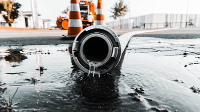 Der erste Handlungsimpuls ist nicht immer richtig: Verfrühtes Abpumpen etwa kann die gesamte Immobile zerstören