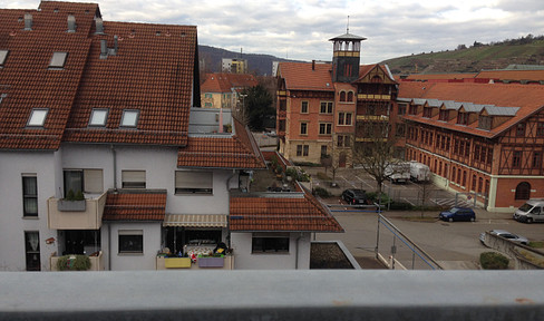 Commission-free 2-room apartment in a central location
