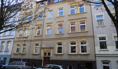 helle, warme 3-Zi.-Whg., Hof/Südgarten