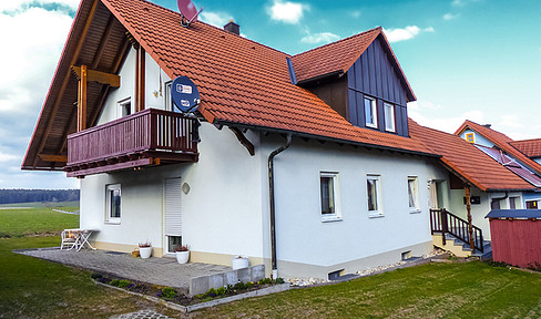 beautiful penthouse in attractive, quiet and sunny residential area for rent with immediate effect