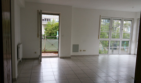 3 Zimmer Wohnung ca. 83 m2  Bahnhof Rüsselsheim