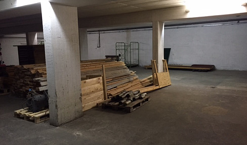 Warehouse / Wekstadt for rent and master office with kitchen !!!