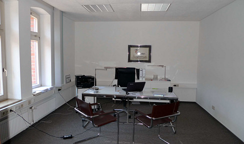 Beautiful, bright office space in the heart of Pinneberg