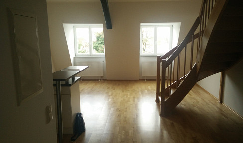 Dachgeschoßwohnung in der Augsburger Innenstadt