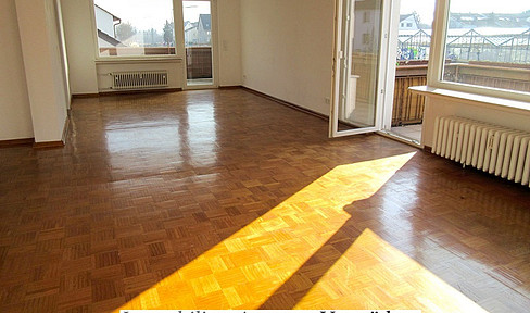 *Viel Platz - 4,5 ZW - 1. OG - großer Balkon - modernes Tageslichtbad*