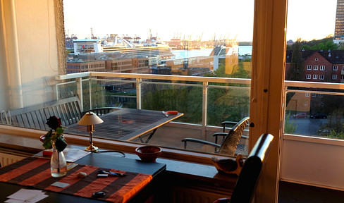 Möbl. 1,5-Zi.Whng m. tollem Elbblick, zentr. HH-Altona, all-in: Heizung/Strom/Wasser/Tel/WLAN...