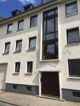 Top 2-room apartment with balcony (non-smoking) for one person.