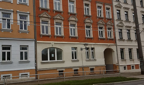 Charming 1.5-room apartment with a balcony in Leipzig-Wahren.