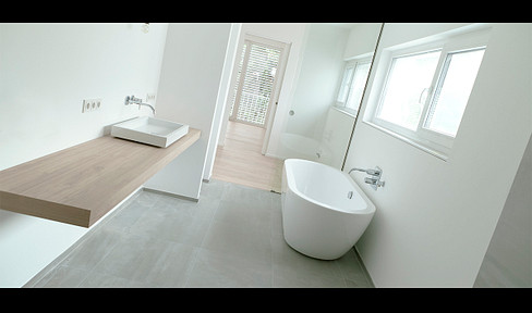 Live smart at the De-La-Roche-Park in Mainz. Your spacious loft apartment, with 126 square meters, is waiting for you.
