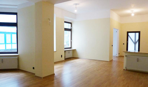 +++ 3 room apartment 125 sqm in southern suburb with 21 m² south-facing terrace from private owner