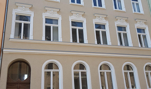 NEU sanierte 4-Zimmer-Wohnung im 1.Obergeschoss im Zentrum von Reichenbach
