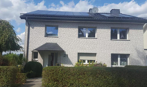 Sophisticated 5-room apartment with panoramic views of the Arnsberg Forest