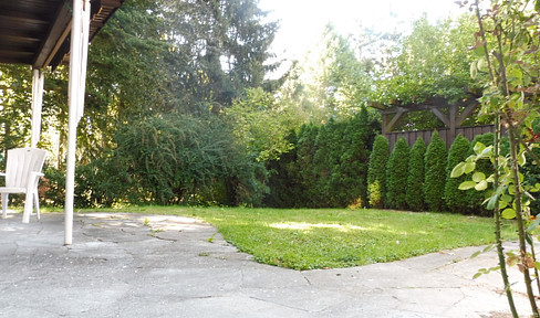 Renovated semi-detached house with garden for rent in Memmingen