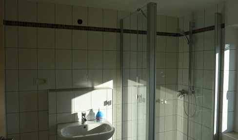 1,5 RAUM Wohnung 1.OG Modern, Klein, Fein ab sofort
