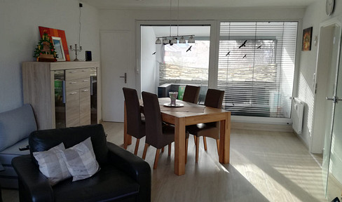 2 Zimmer Küche Diele Bad mit Balkon