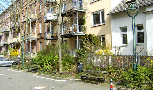 Fully furnished apartment in the city center of Darmstadt.