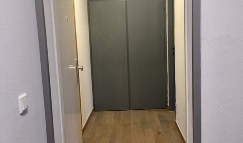 Moderne 2 Zimmerwohnung in Eschersheim gegenüber Rewe zu vermieten