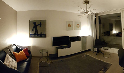 Voll ausgestattete 1-Zimmer-Wohnung mit großem Balkon in zentraler Lage