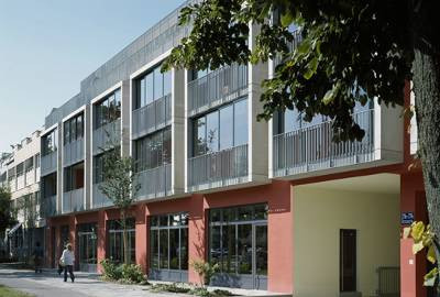 Modern 2-room new-build apartment with large balcony near Holzapfelkreuth subway station (U6)