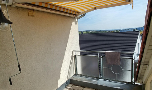 Renovated 2.5-room attic apartment.