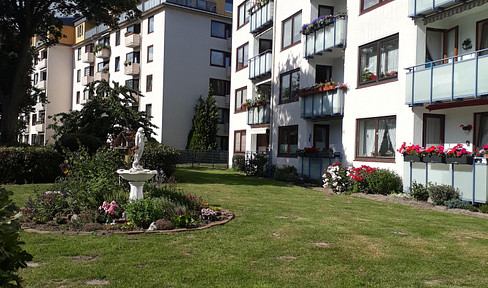 Große, helle 1-Zi-Wohnung mit sonnigem Balkon, saniert.