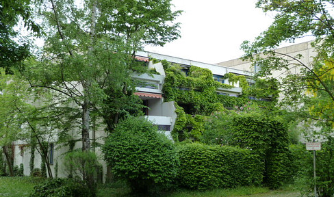 Temporary living: Beautiful, furnished REIHENENDHAUS in a park landscape in the Olympic Village