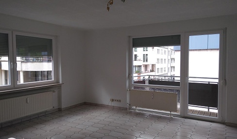 Apartment with 2 bedrooms and a bathroom, located near the city center, ready for immediate occupancy.
