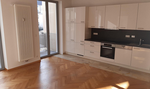 2,5-Zimmerwohnung in saniertem Altbau