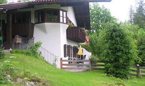 ruhige Südhangwohnung mit Bergblick