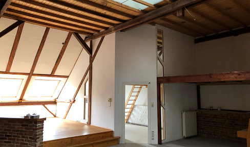 Individuelle Wohnung im ausgebauten Bauernhaus mit Garten