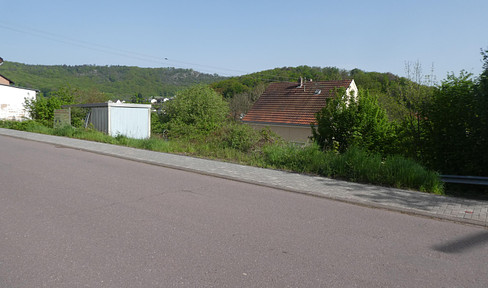 Building plot for single or multi-family house with beautiful views in Taben-Rodt near Saarburg