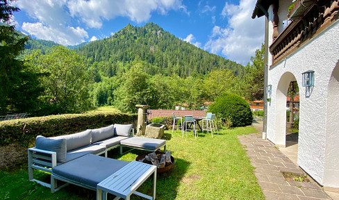 Chilly country estate - 370 m² living space in the vacation paradise of Neuhaus