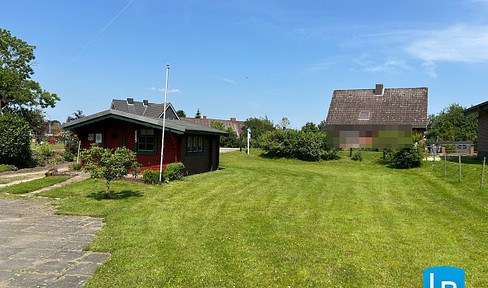 FREE OF PROVISION FOR THE BUYER: Building plot between Plön and Preetz