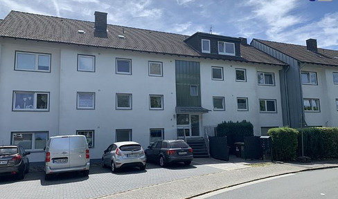 Lüdenscheid-Wettringhof: Attractive 4-room apartment with 2 bathrooms, 2 balconies + small garden