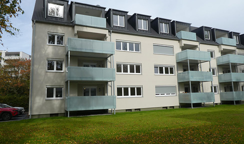 New top-floor apartment with flair in an energy-saving house with modern heating technology in Bonn