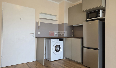 Top!!! Parquet, new fitted kitchen, renovated - Free of commission