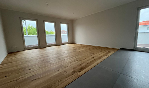For rent - Spacious 3-room penthouse
with roof terrace E R S T B E Z U G