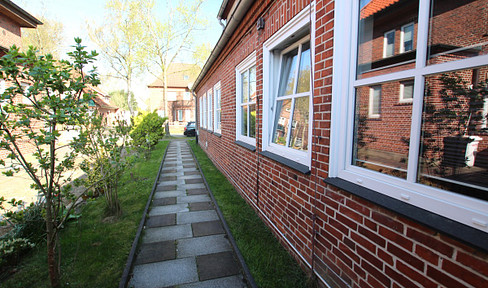 Spacious 2-room apartment in the heart of Marne!