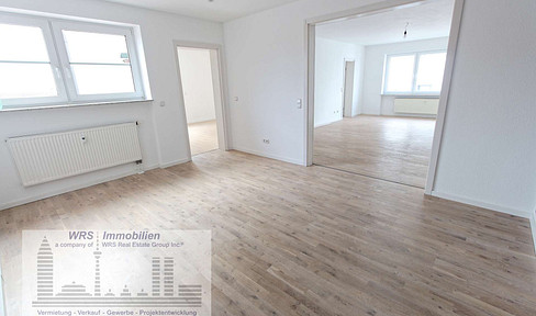 WRS Immobilien - Giant property with garden + conservatory in Glashütten