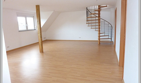+ + + 3 Zi-Maisonette-WHG. GEHOBENE AUSSTATTUNG, BALKON, NIEDRIGENERGIEHAUS + + +