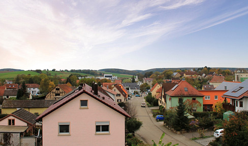 OpenHouse
Tue. 27.05, 17:30-18:30 H No registration required
2 family house Living on 3 floors