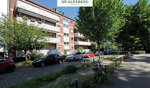 Bright and centrally located 3-room apartment with balcony in the popular Kreuzviertel district of Münster