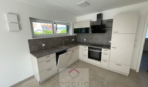Top 2-room apartment with kitchen and balcony