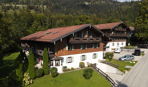 HOLIDAY APARTMENT with RENTAL SERVICE___