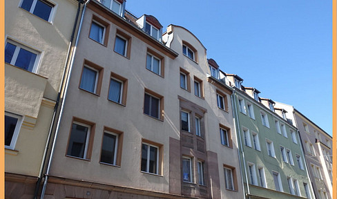 7 9 0,- for 2.5 rooms 61 sqm with SUN BALCONY + NEWLY renovated in quiet residential area of SCHOPPERSHOF