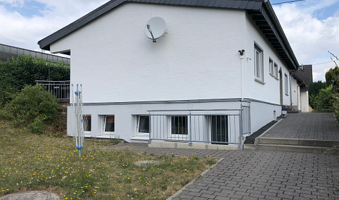 Kernsaniertes, freistehendes EFH mit ausgebautem Ug,