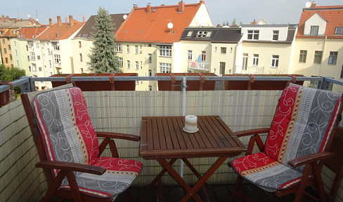 Angebotspreis - Gemütliche 3-Raum-Wohnung mit Balkon in der Südstadt