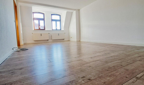 Offer price - Cozy 3-room apartment with balcony in Südstadt