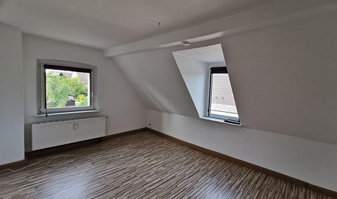 Beautiful 2-room apartment in the attic.